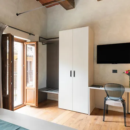 Pensjonat Residenza Leutari 4*