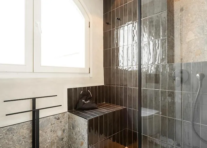 بيت ضيافة Residenza Leutari