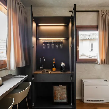 Residenza Leutari Гостевой дом 4*