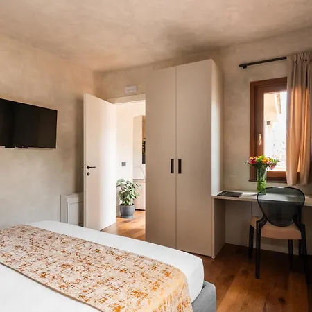 Гостевой дом Residenza Leutari Рим
