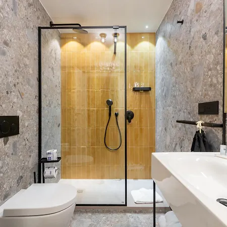 Residenza Leutari 4* Рим