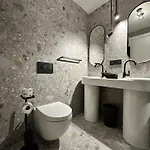 Konukevi Residenza Leutari 4*
