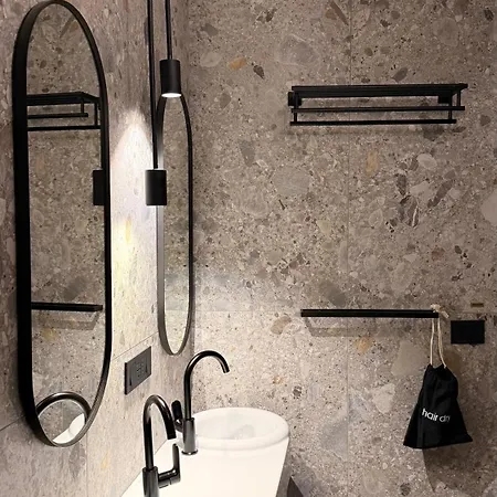 Residenza Leutari Roma